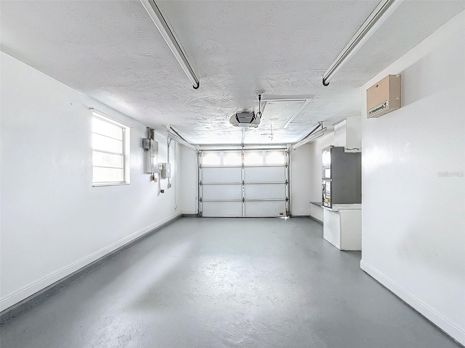 NEW GARAGE CEMENT FLOOR