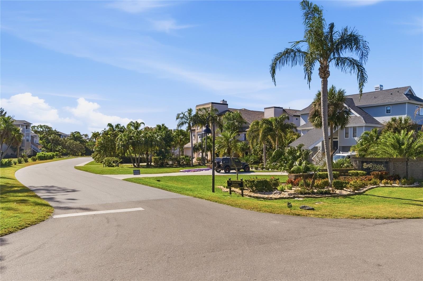 Point Seaside community entry landscaping monument.