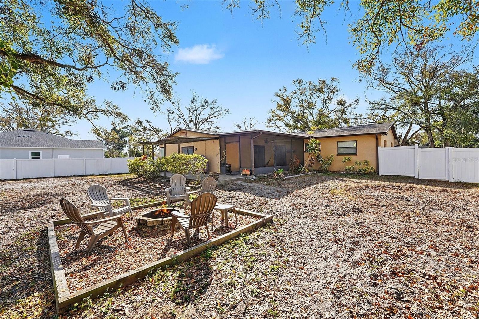 Workshop w/EV Hookup