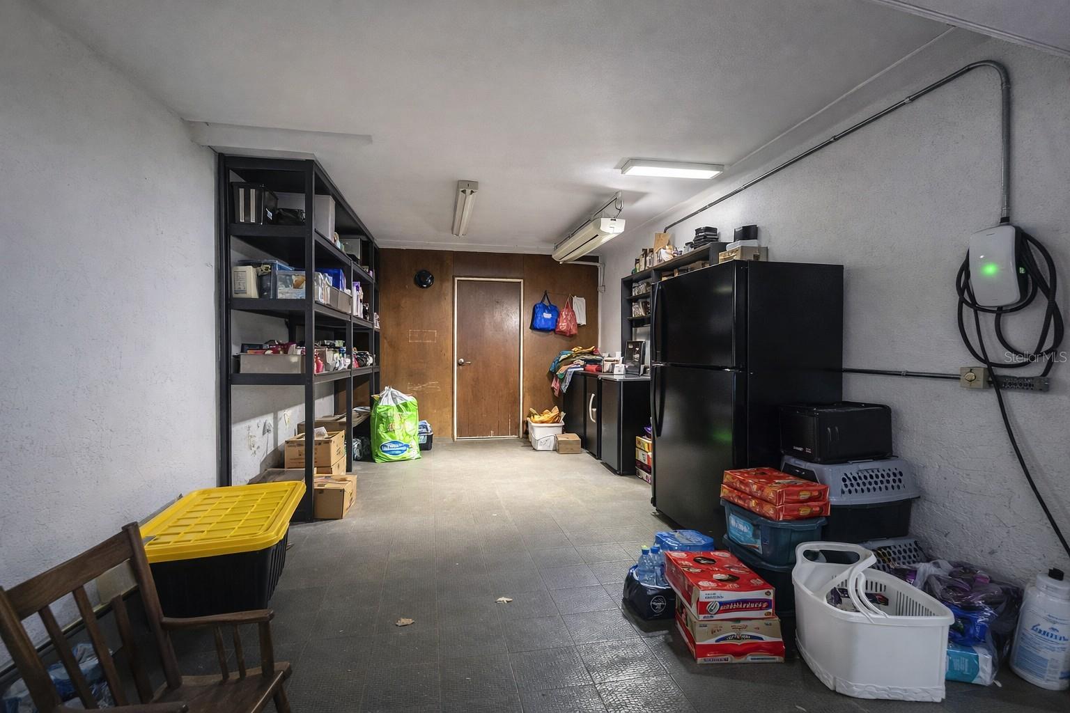 Workshop w/EV Hookup