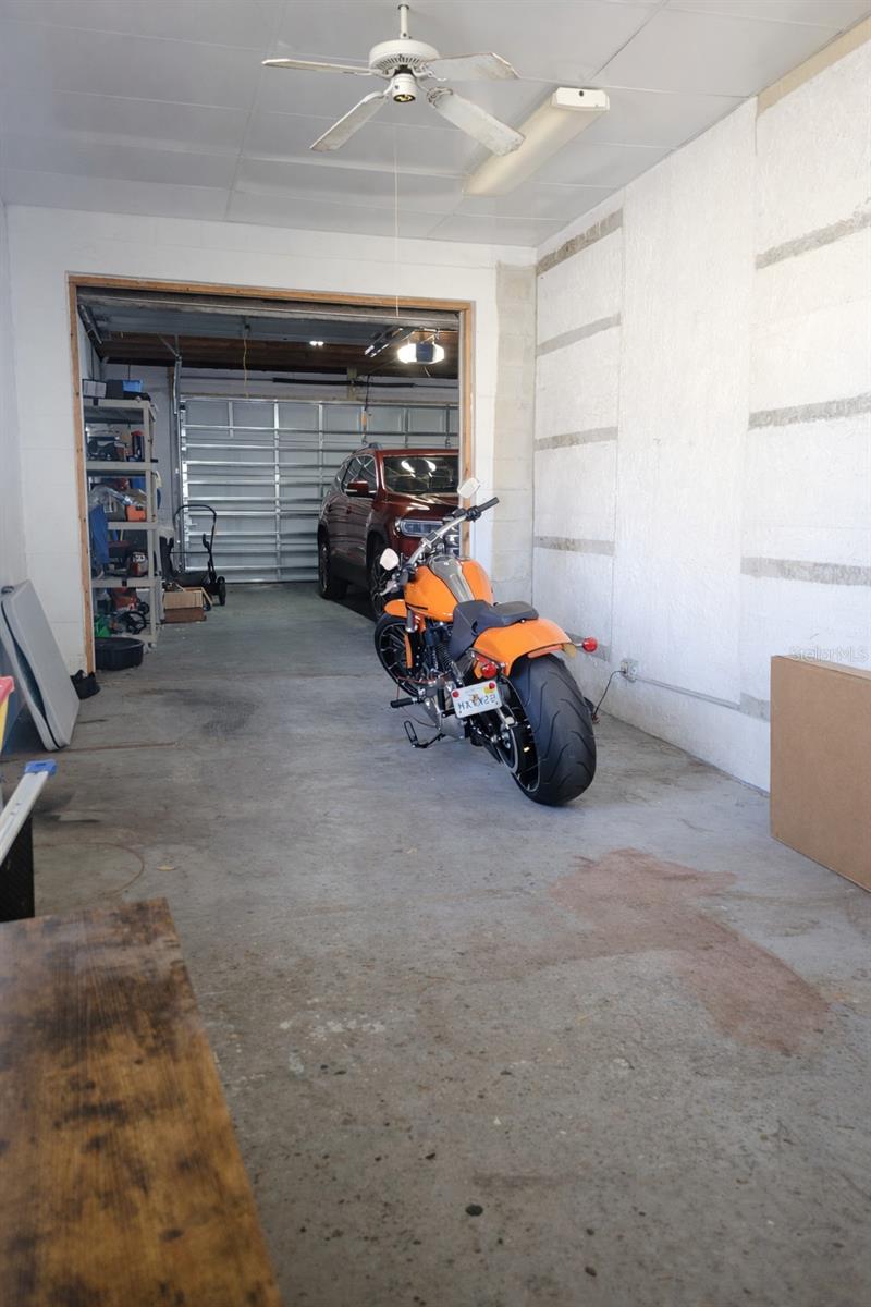 Tandem Garage Space