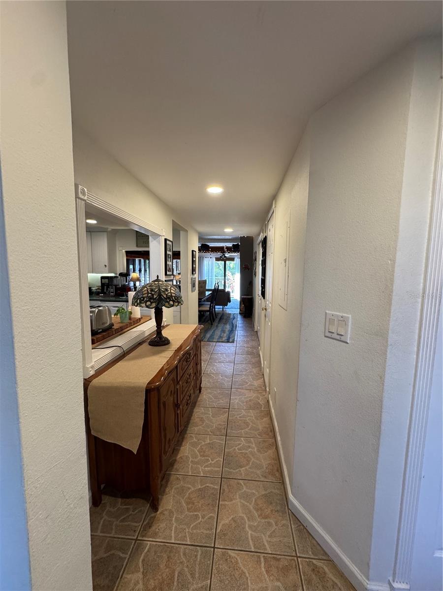 FRONT HALLWAY ENTRANCE