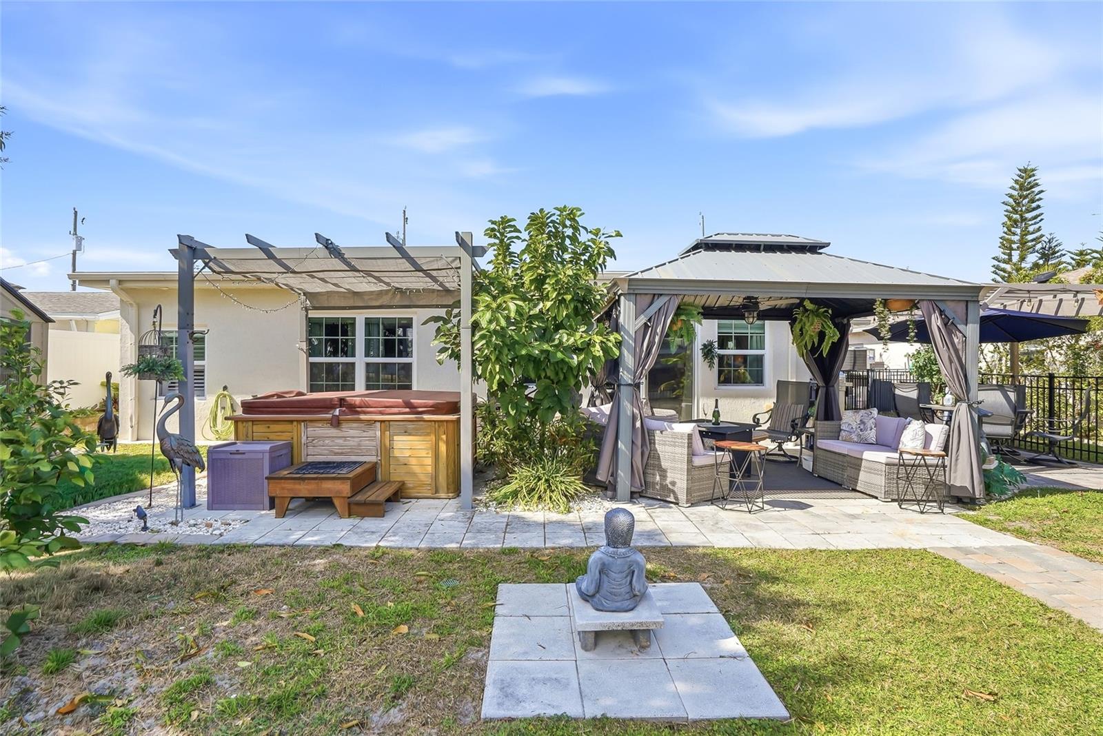 pergola & cabana convey