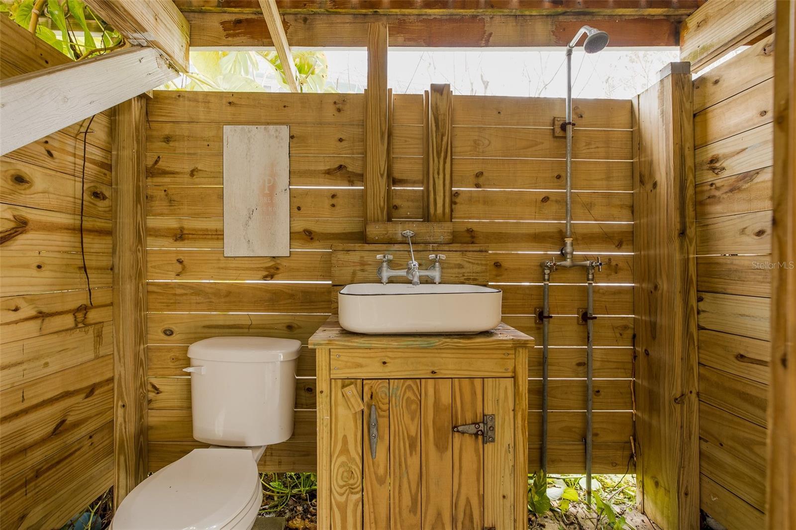 First floor/pool bathroom