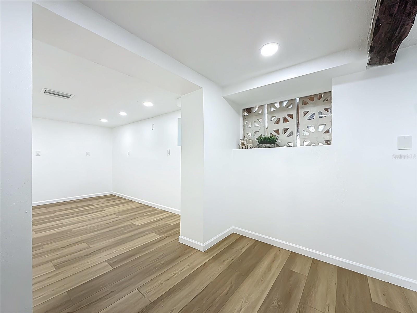 Flex space - bottom floor