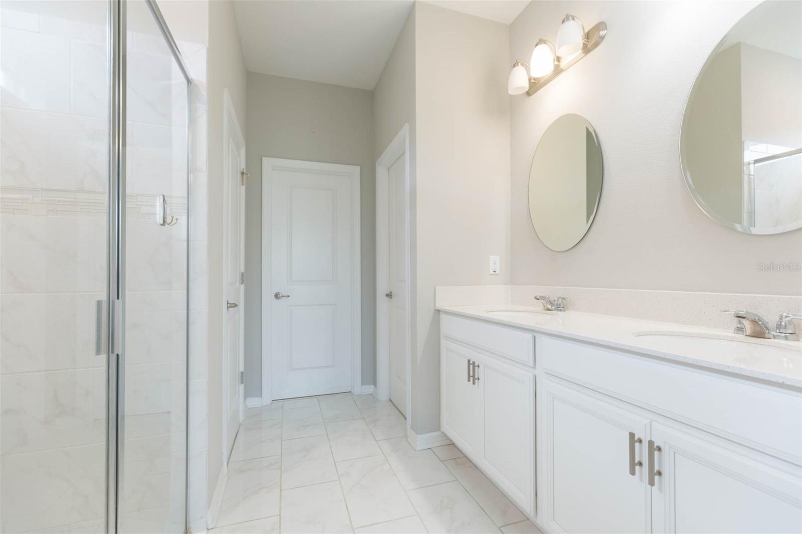 Bathroom & Dual Vanity