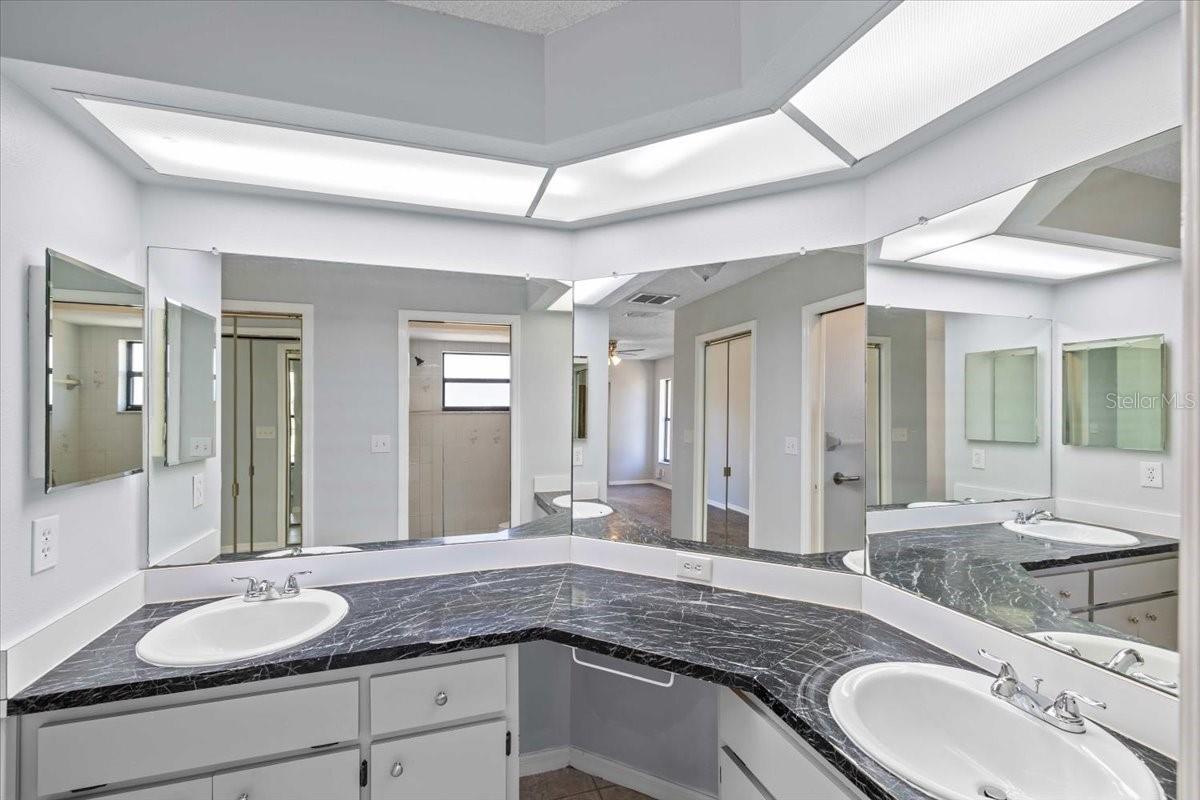 primary with double sinks & vanity counter top