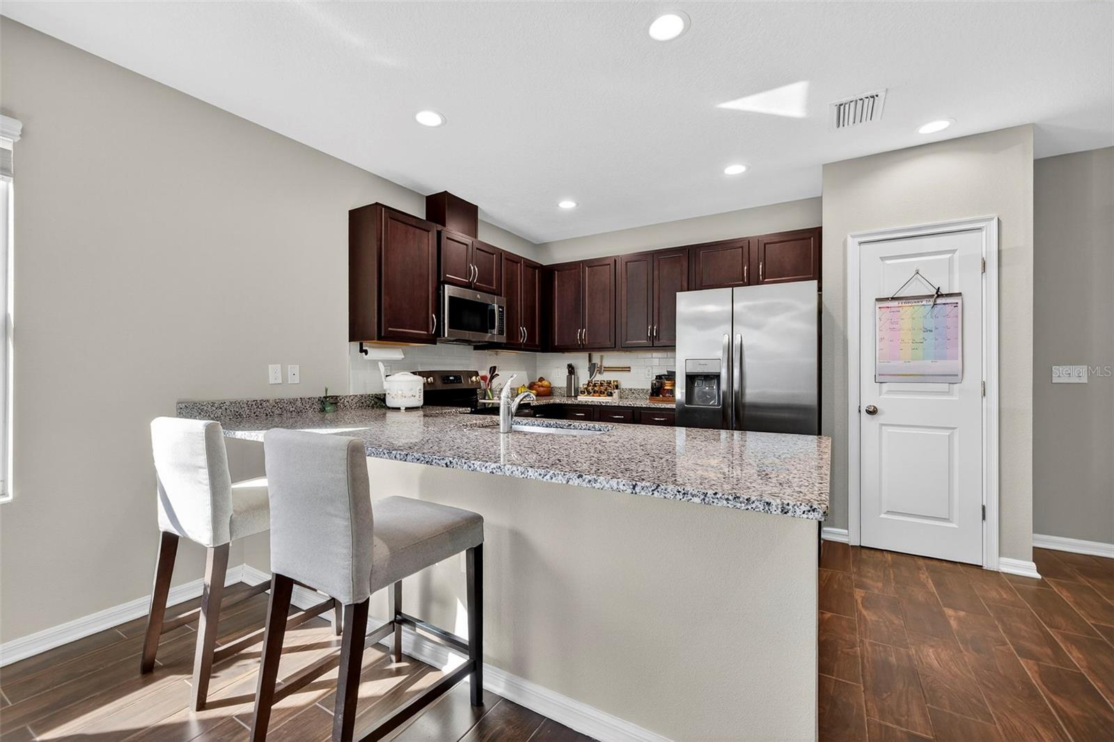 Kitchen with Breakfast Bar