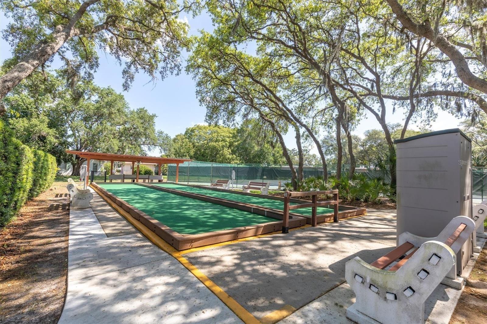 Timber Oaks Shuffleboard