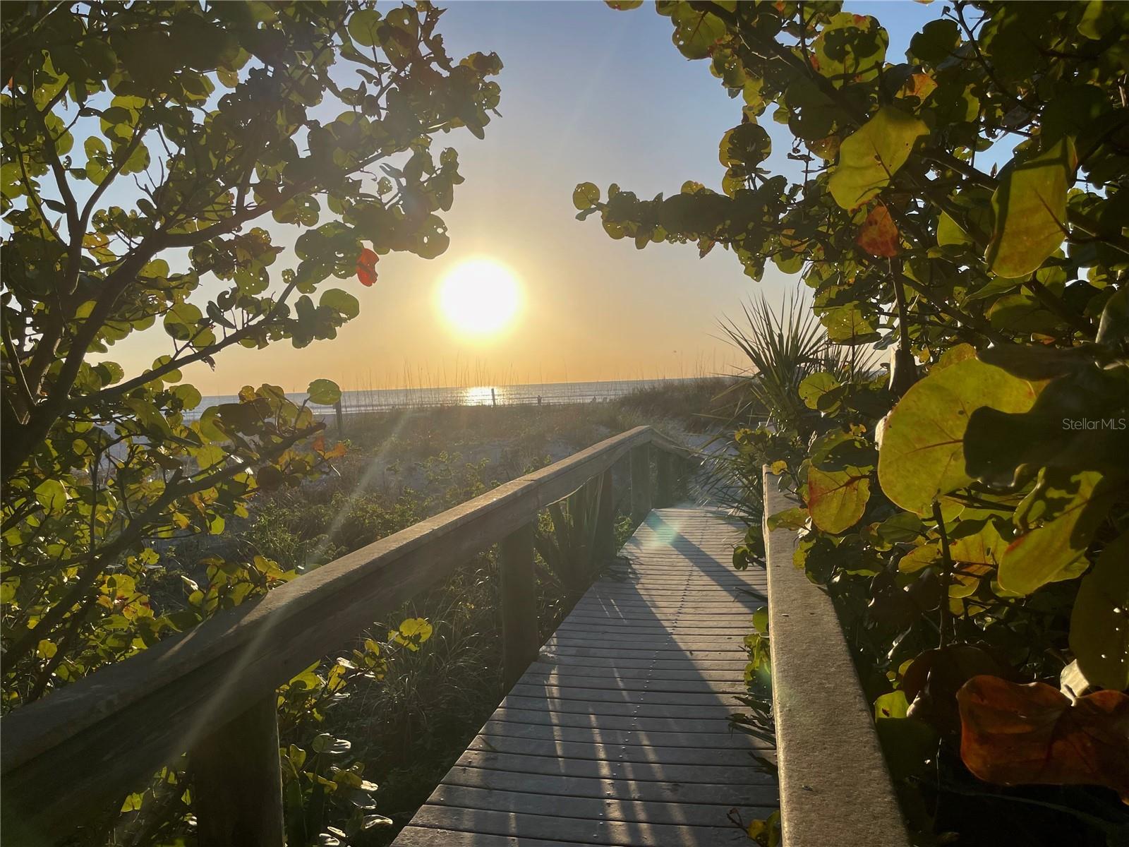 Belle Vistas beach access