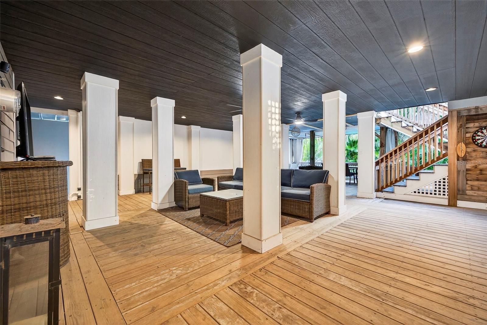 Underneath house open air Family space