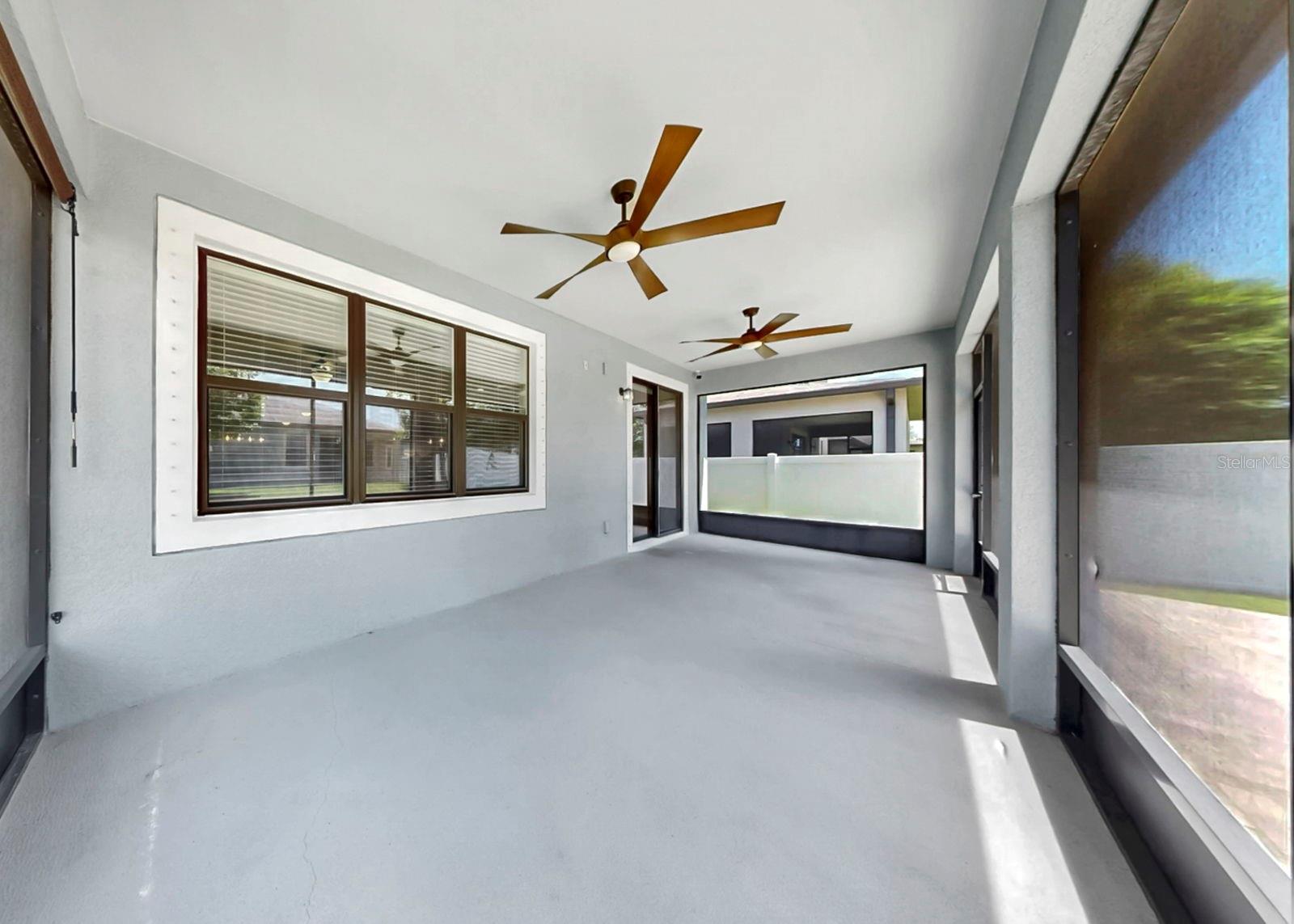 Lanai looking towards sliders