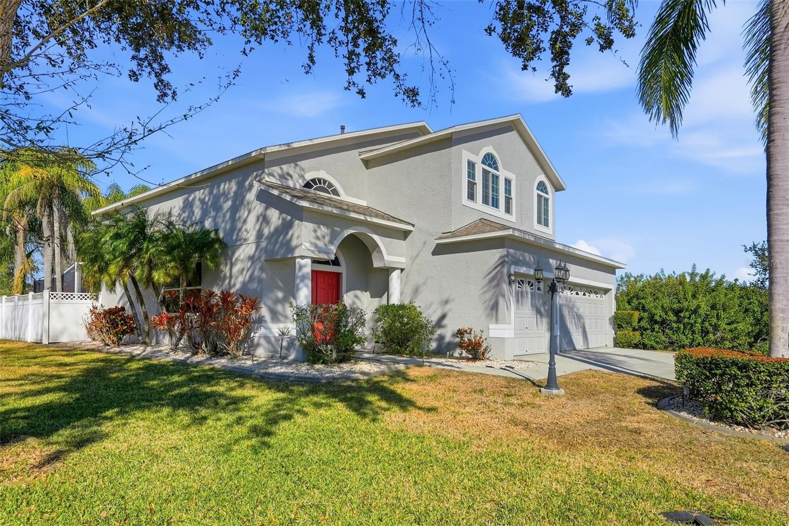 Side view of 1730 Oak Pond Ct.