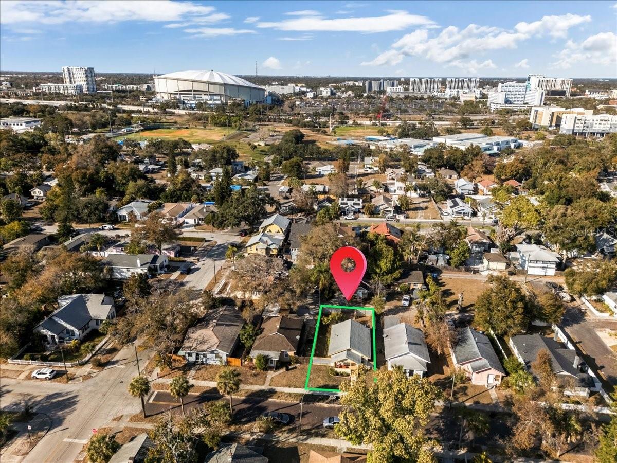 location close to tropicana field, central ave, downtown saint pete