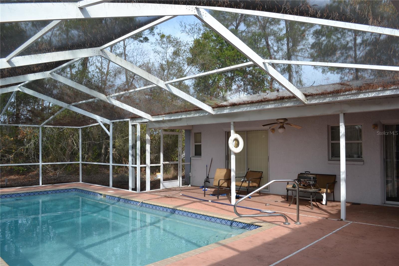 Large entertaining space