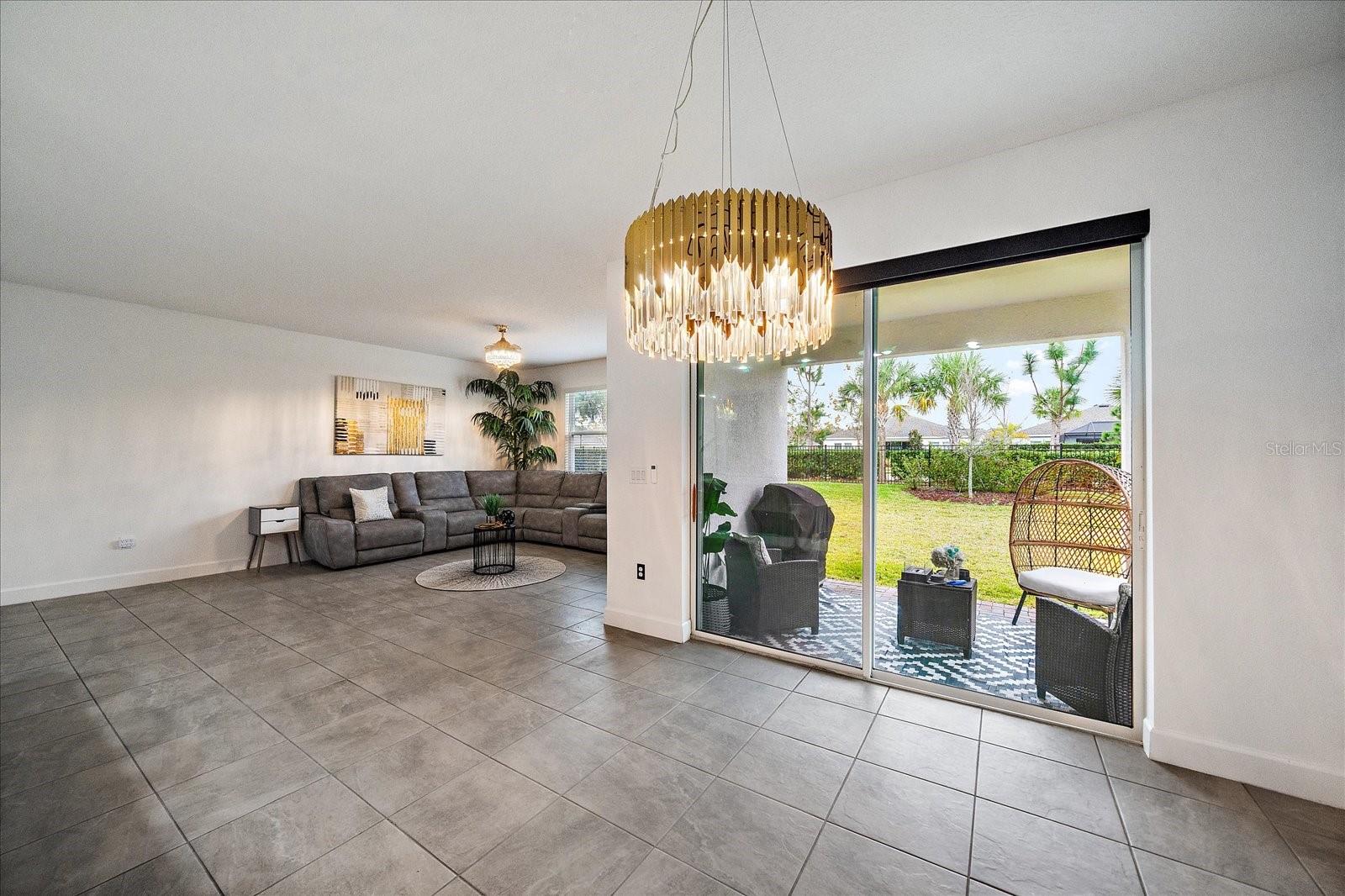 Dining room with slider to lanai