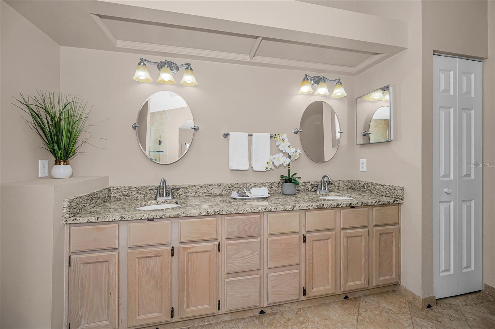 En Suite Bathroom - Double Sinks