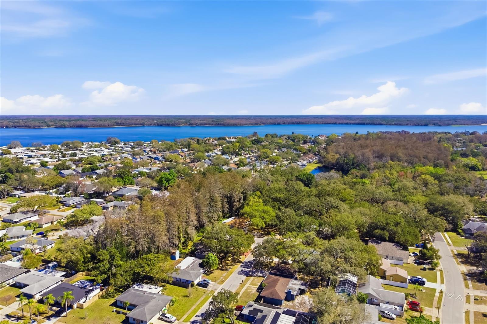 close to the bay/beaches