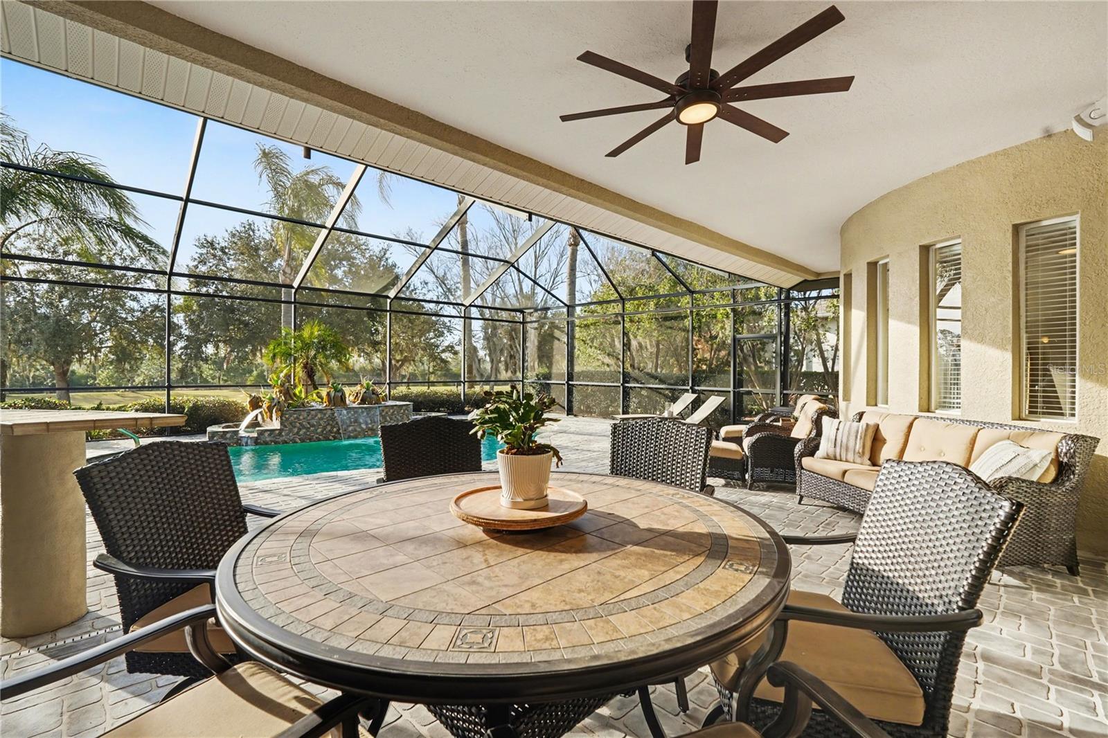 Entertaining poolside is a breeze!