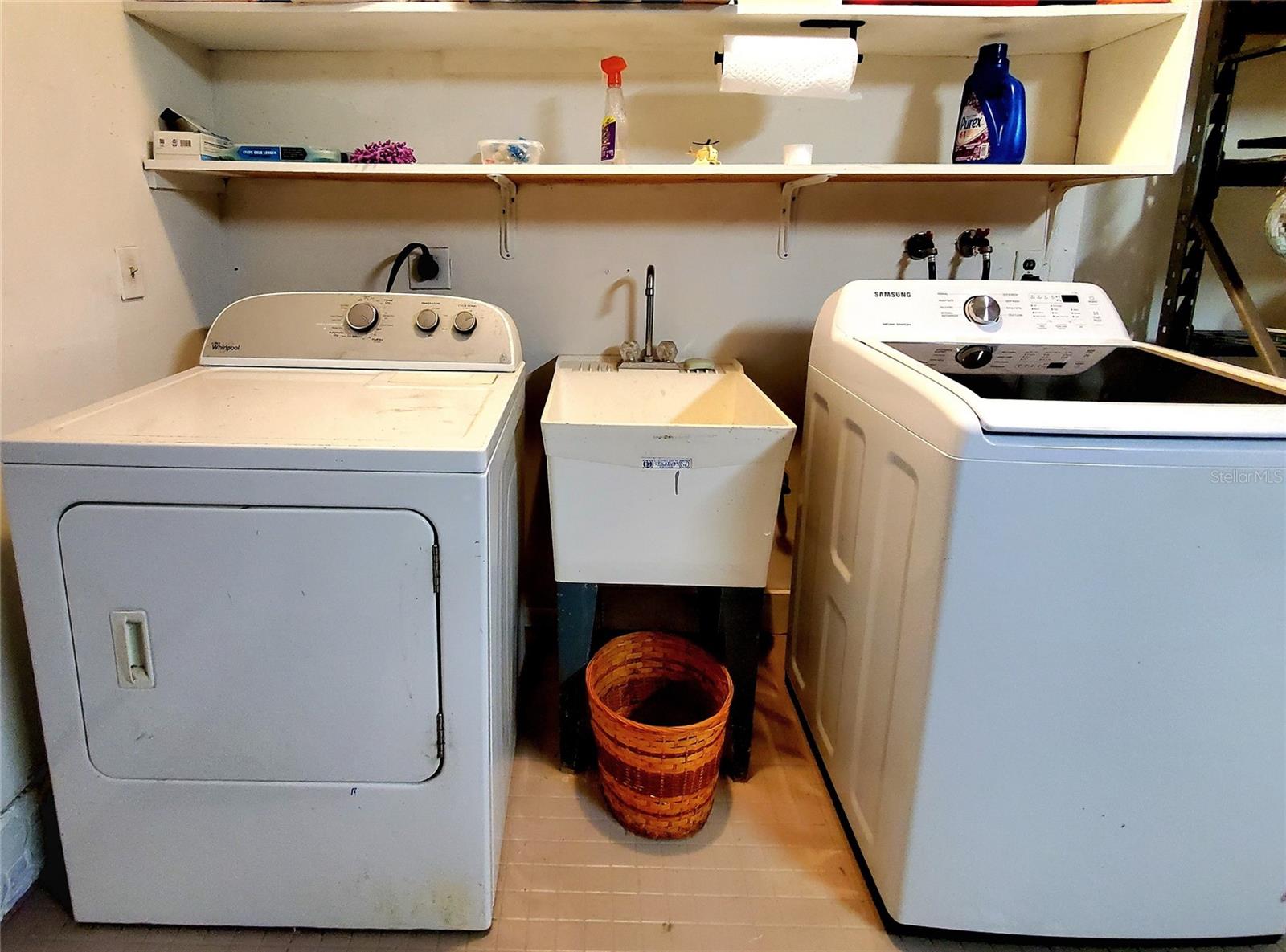 LAUNDRY AREA