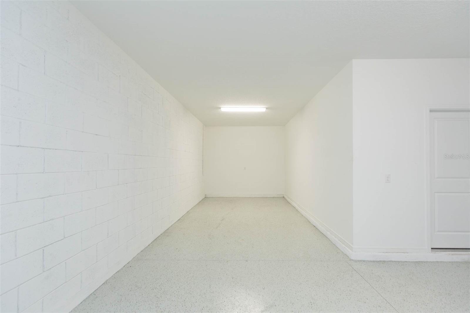 tandem garage/storage