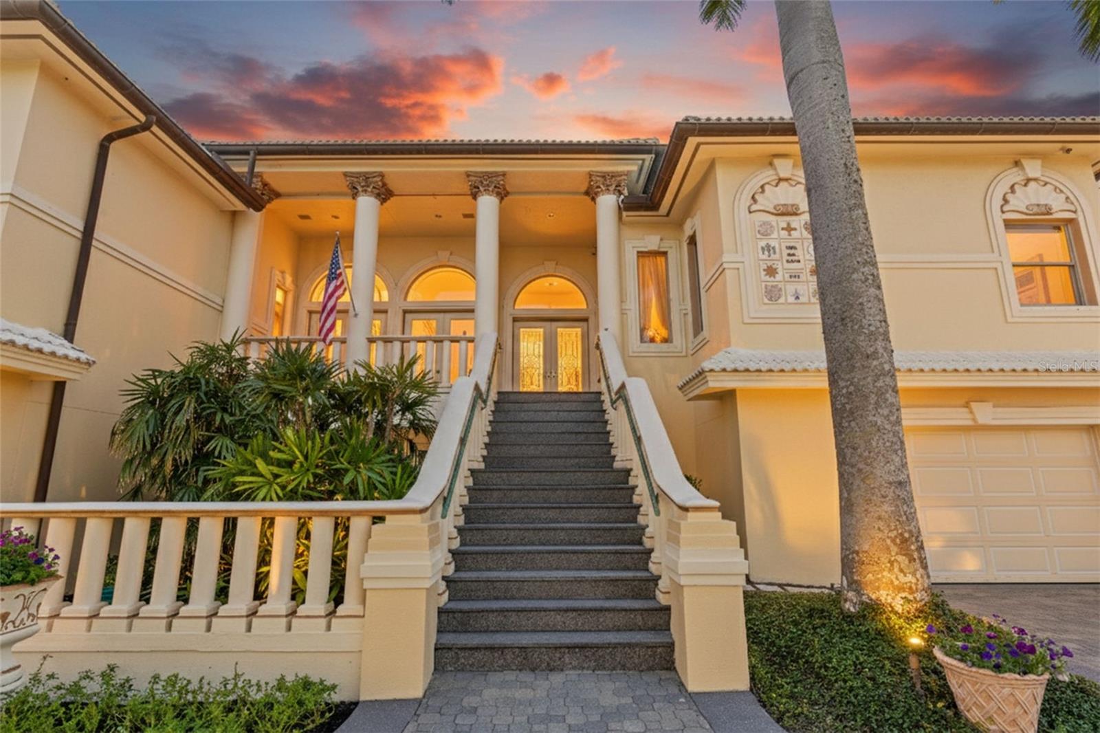 Welcome to Paradise!