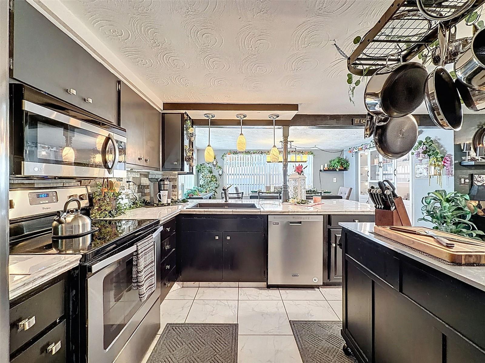 Newer appliances & a pot rack too!