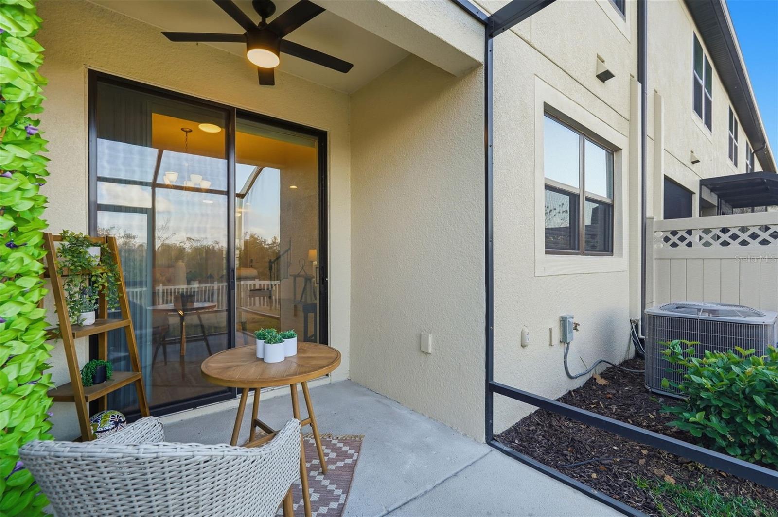 Screened in lanai overlooking conservation.