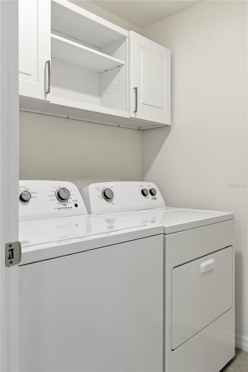 Laundry room comes w/washer & dryer