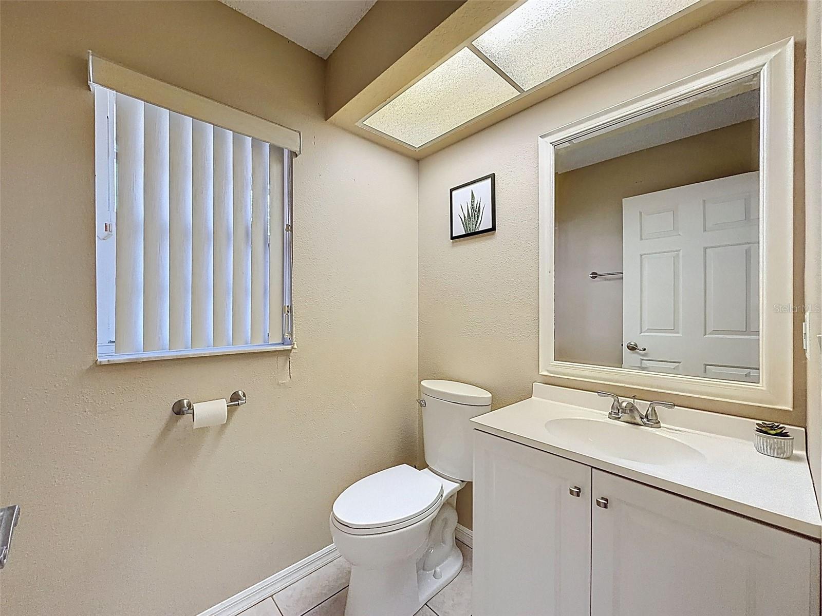 1/2 bath off the Family Room