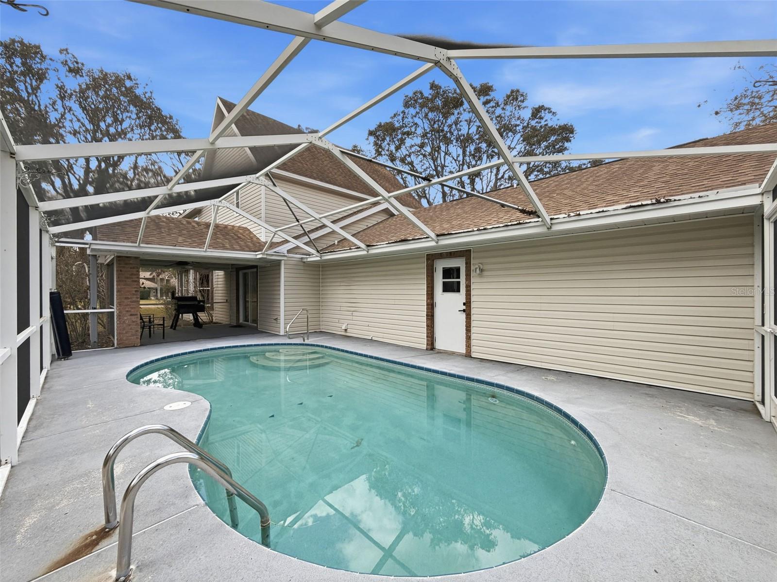 Screened Heated Pool