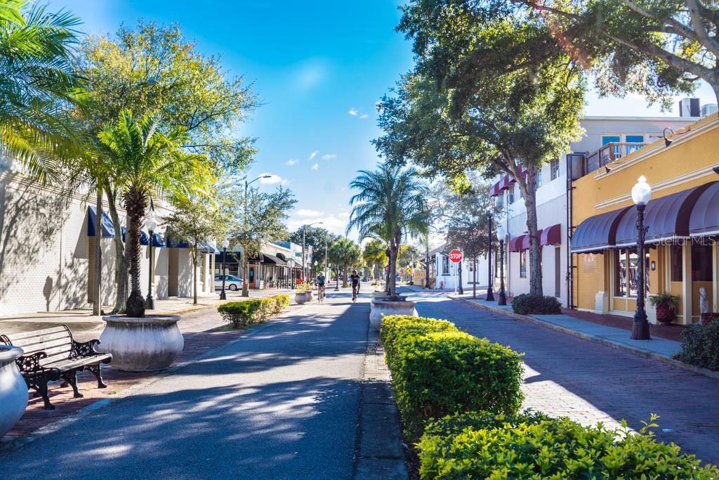 Pinellas Trail Downtown Tarpon Springs