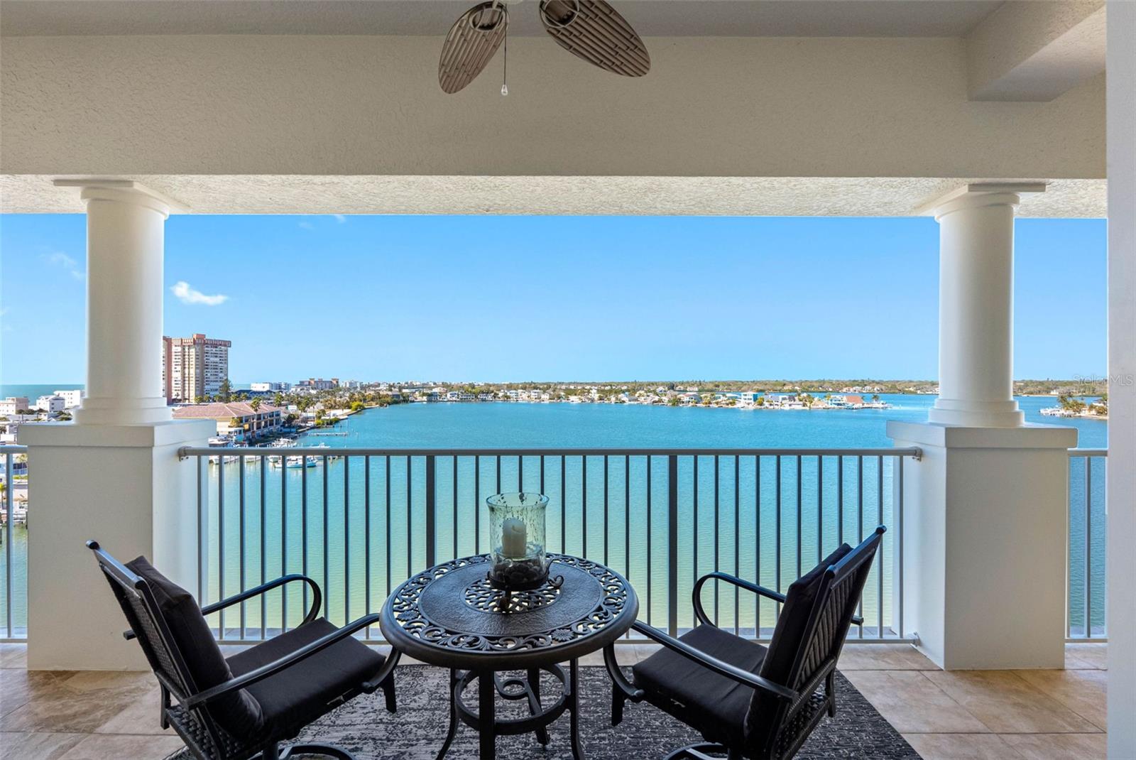 . This Executive Penthouse is the Only Unit in the Complex with 4 full Bedrooms and a 10" X 20" Den/ Art Studio. . The Floorplan is Unique to This Unit. It Was Planned Out to Specific Specs Before the Interior Walls Were Installed. The Location Was Chosen to Enjoy Both The Gulf & Intracoastal Views- Every Detail was Thought Out  Beforehand. The Results Bear This Out. The Long Range PH View Bears This out. 5 Stars All Day..