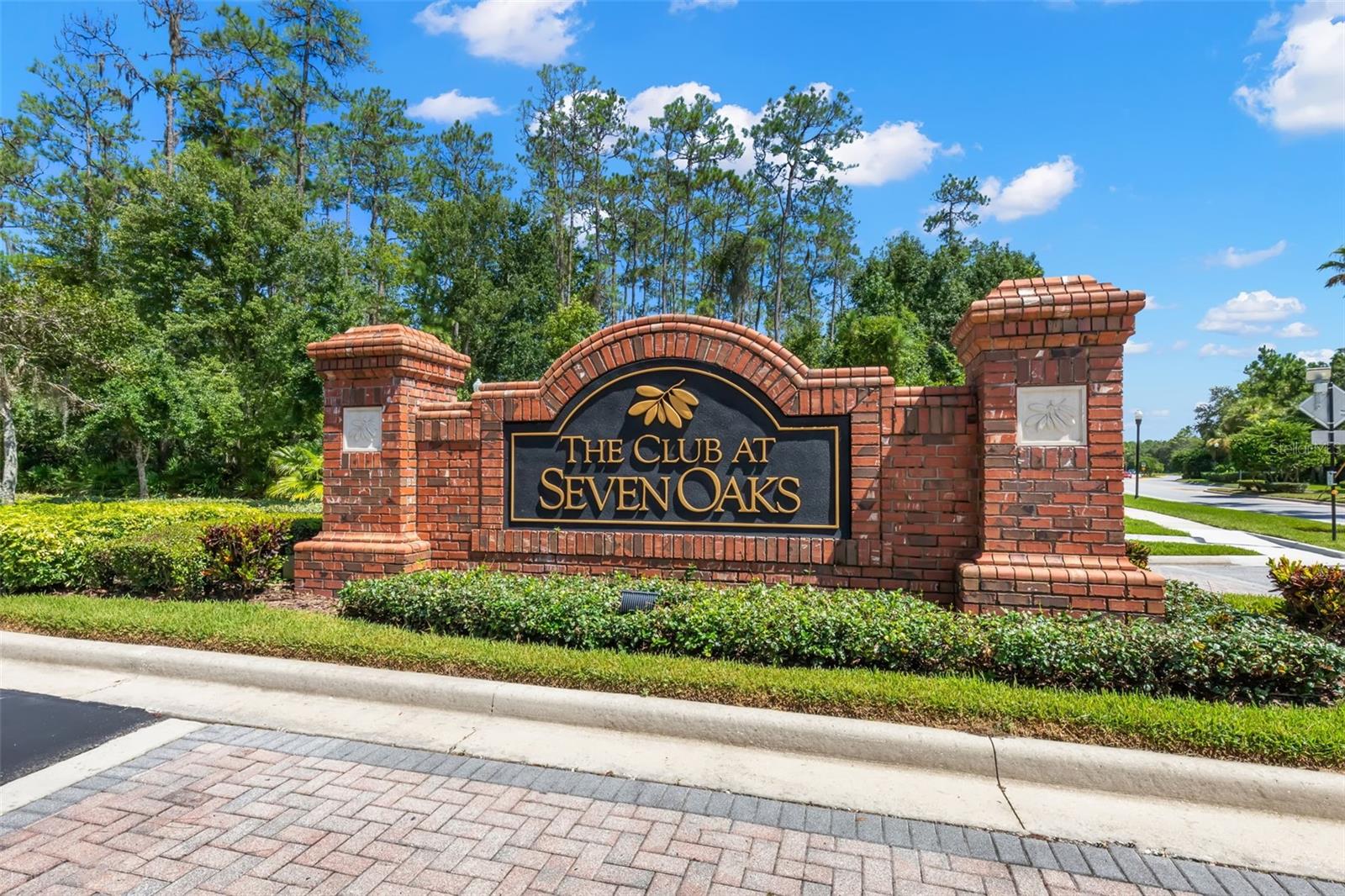 Manicured Entrance to Seven Oaks Community