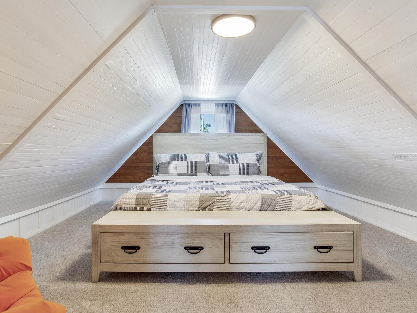 2nd Bedroom with room for a king bed