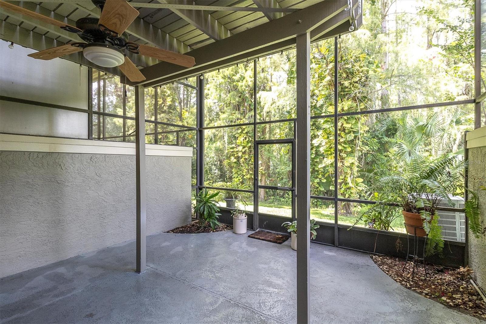 Screened Private Patio