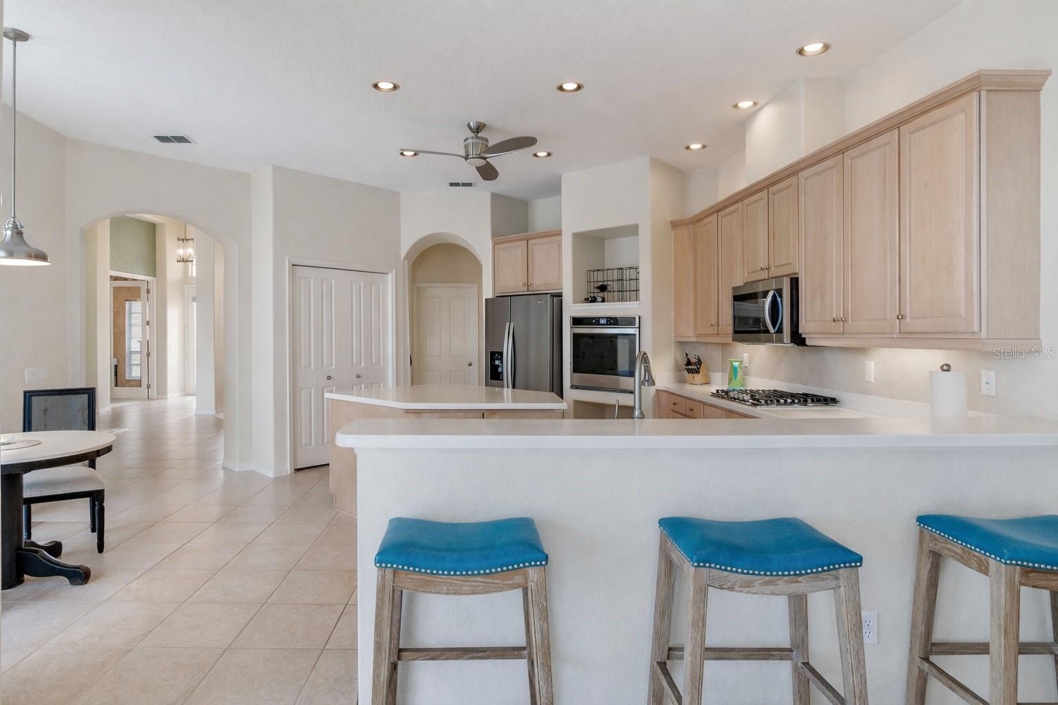 Photo has been virtually enhanced to show potential painted room.