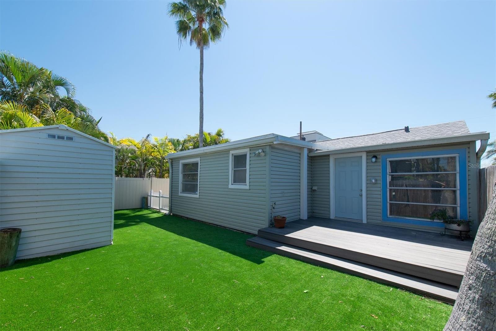 Artificial Turf in Back Yard for low Maintenance