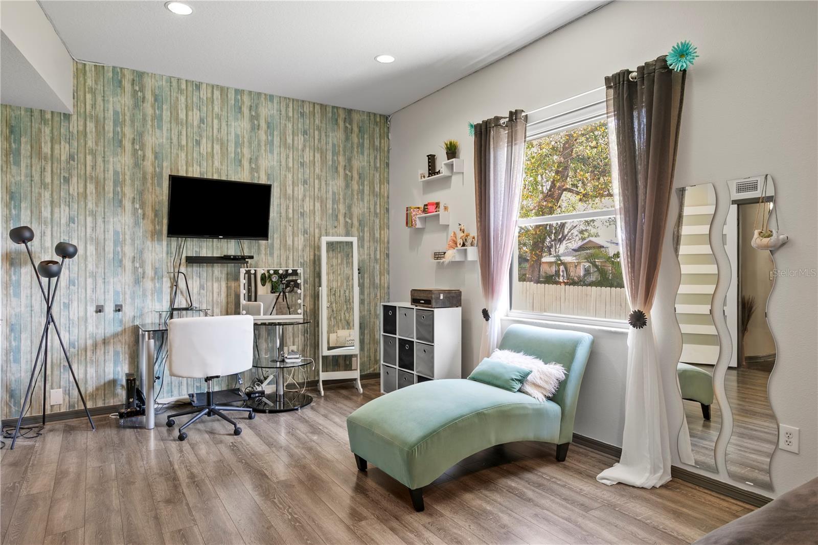 Downstairs Bedroom 1