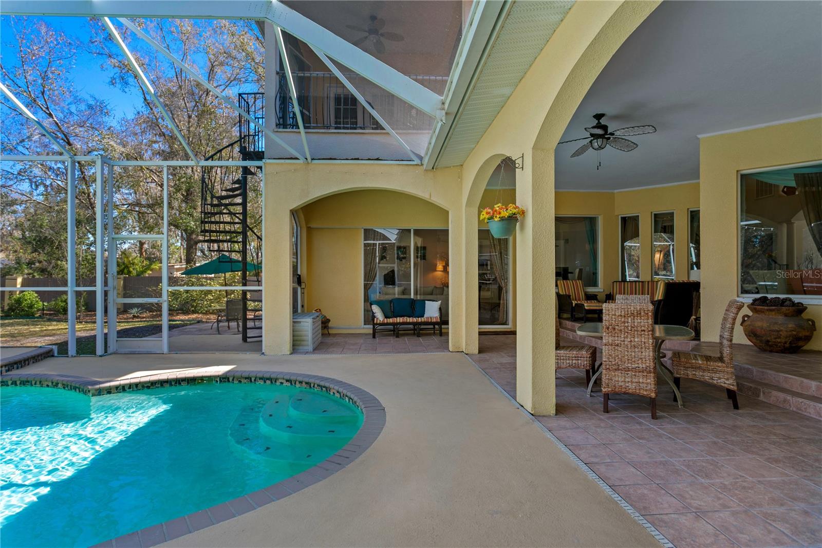 Pool area - Perfect for Entertaining