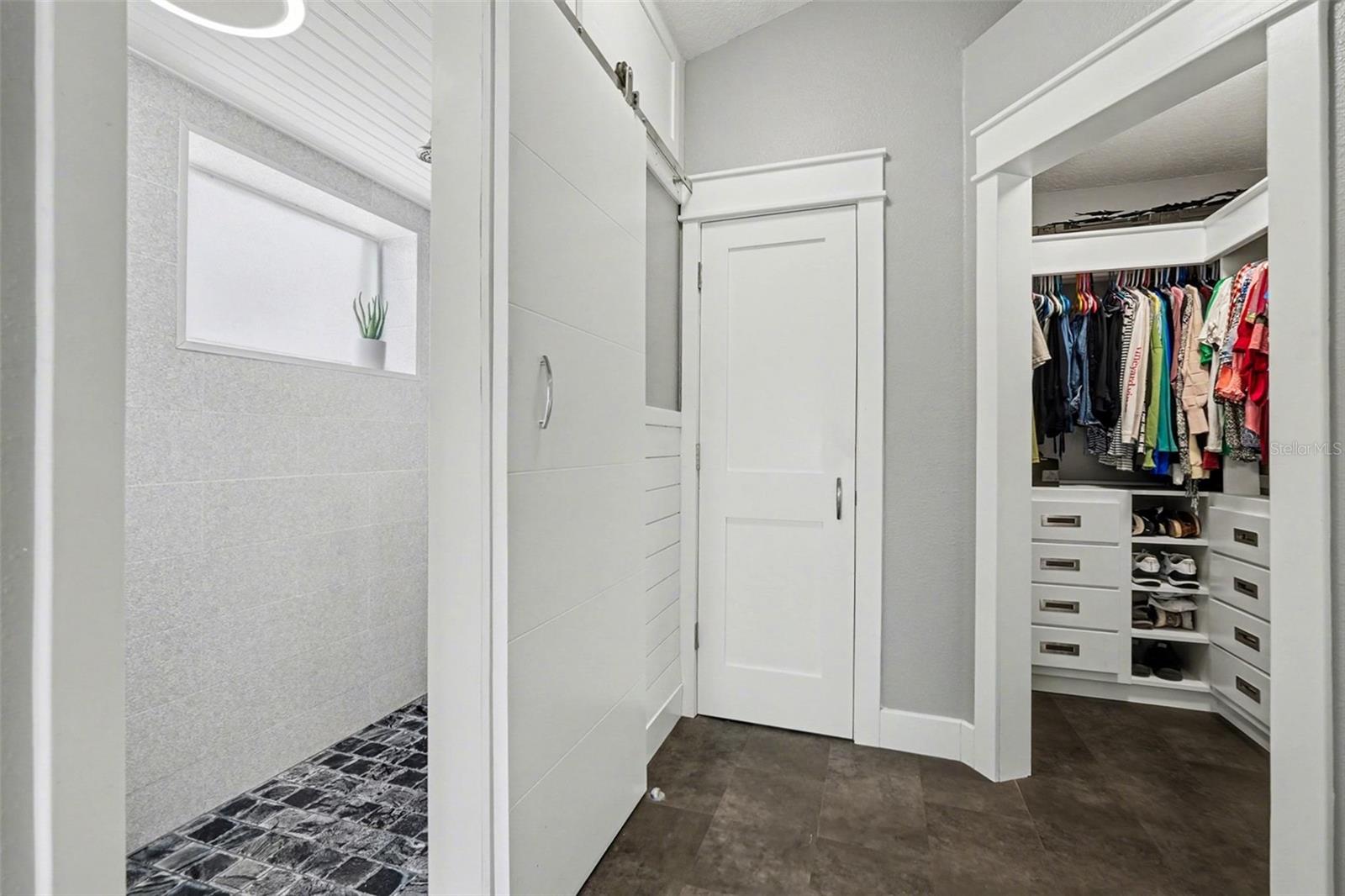 Huge Shower with 2 shower heads