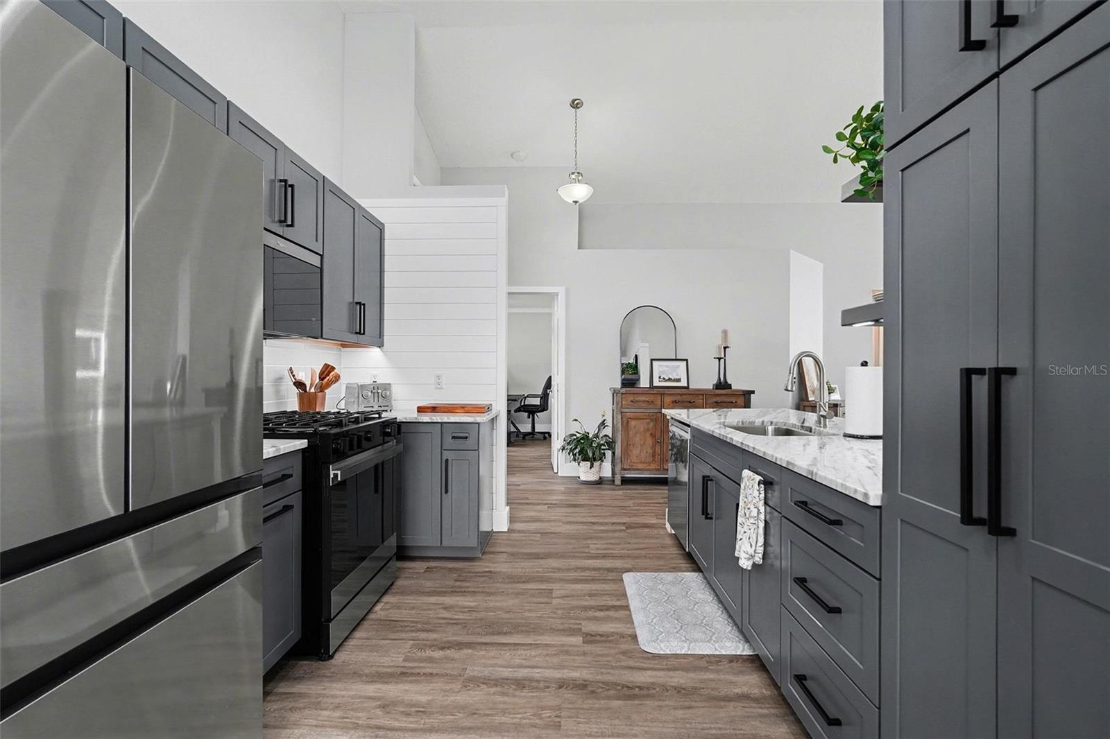 Addt'l Cabinet Pantry with Pull Out Shelves Plus Closet Pantry