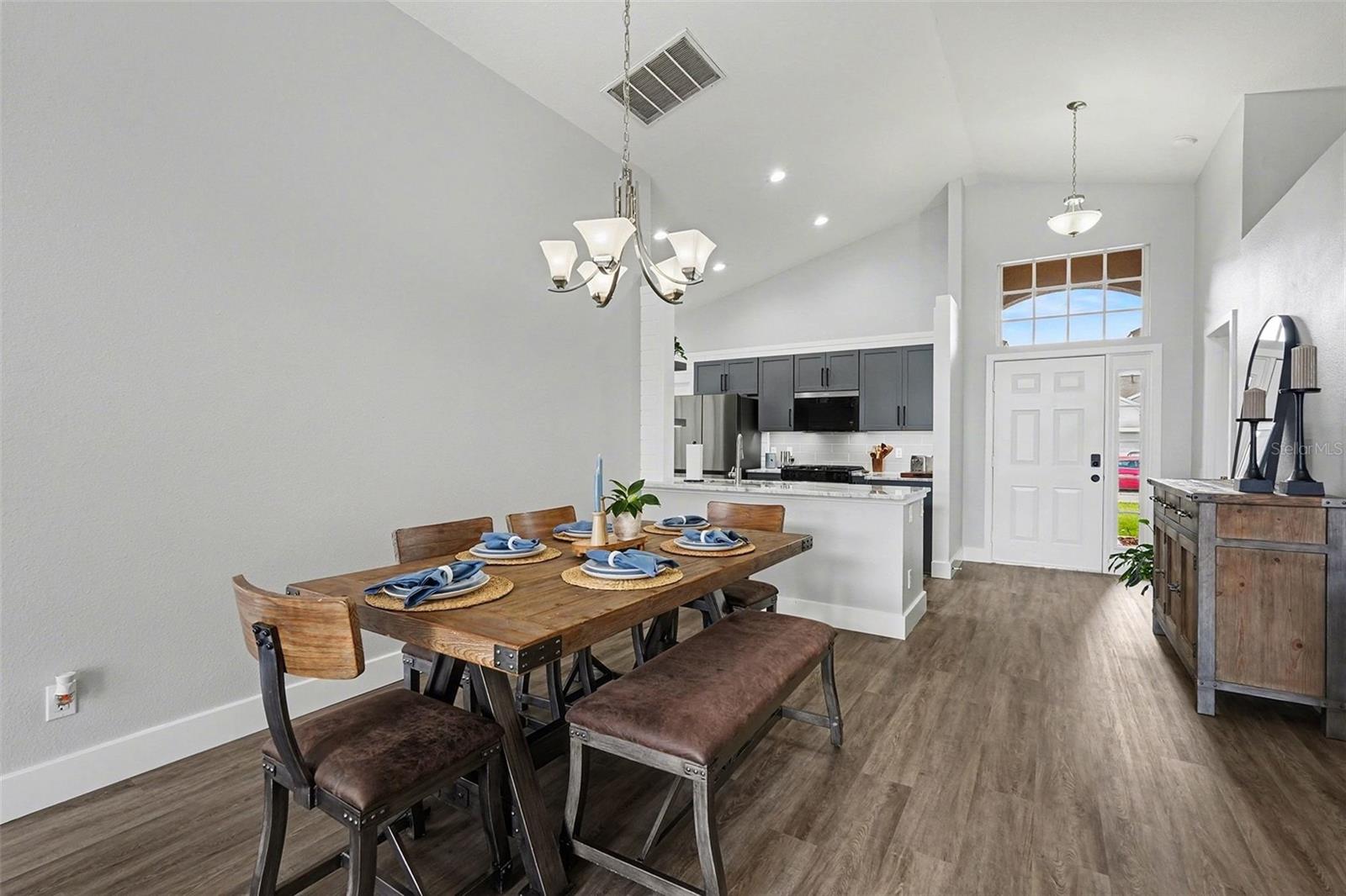 Open Kitchen to Great Room