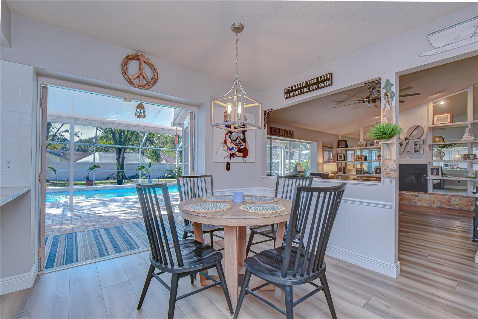 Bright breakfast nook!