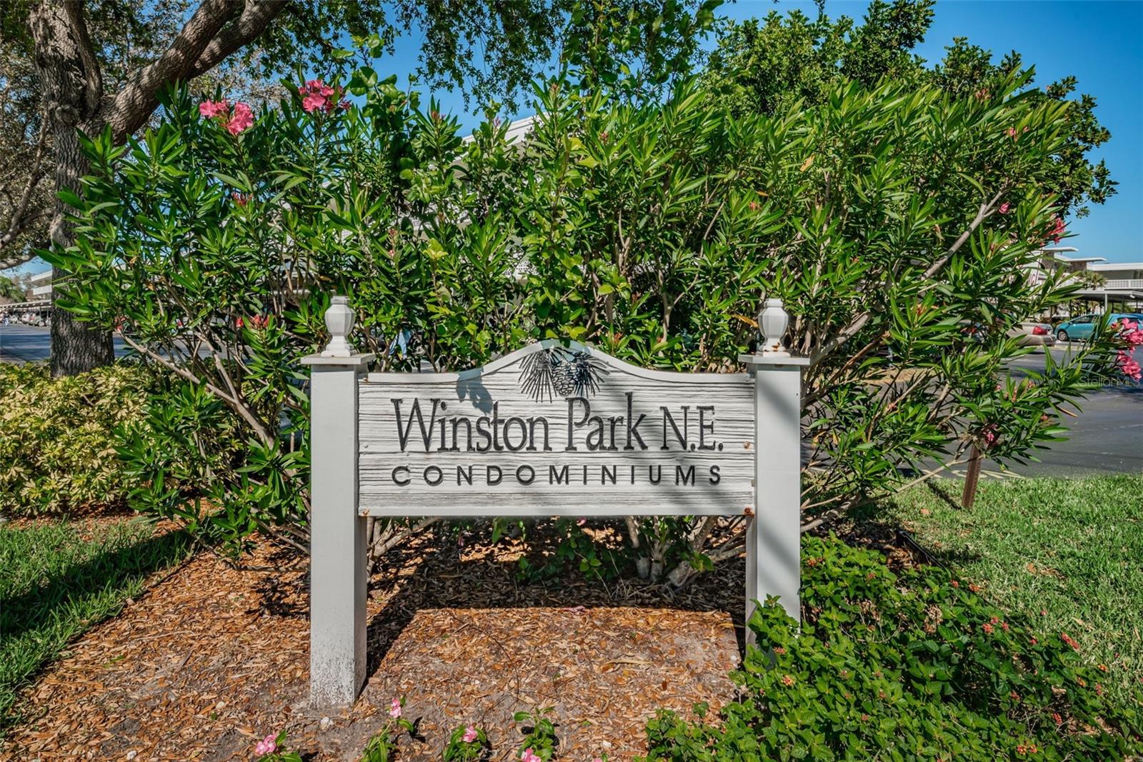 Beautifully Maintained Winston Park