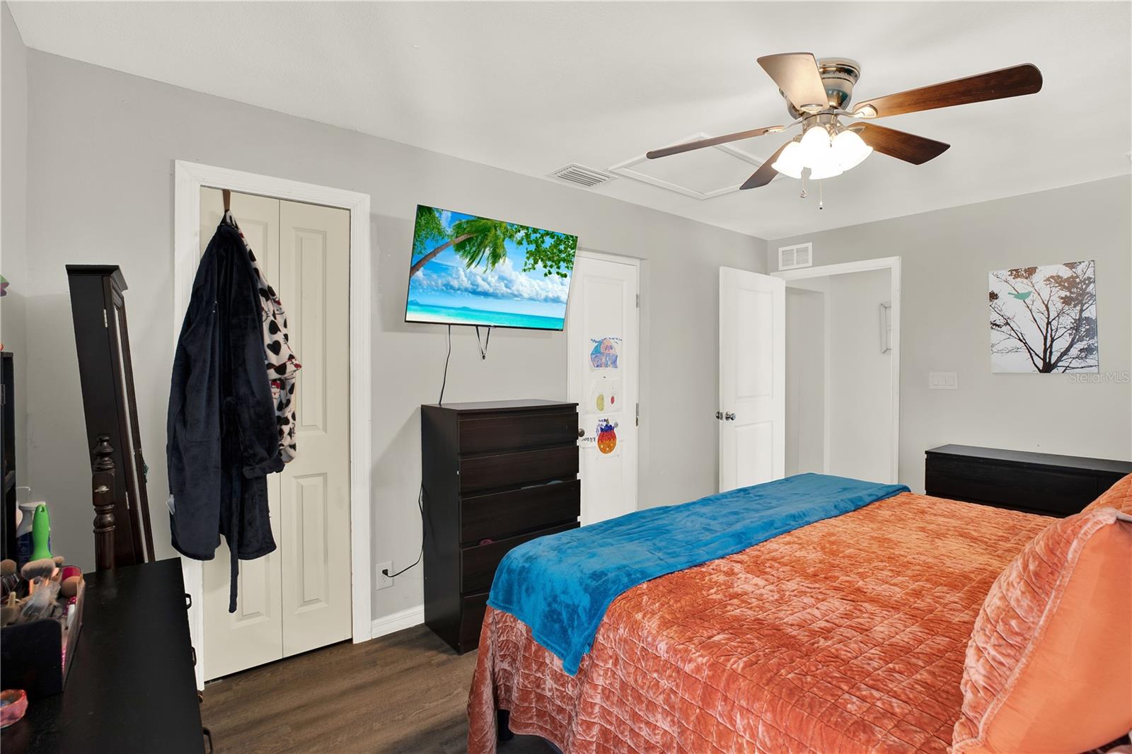 Primary Bedroom: Additional View