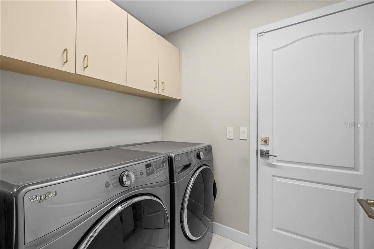 Laundry Room with Utility Sink & Cabinets