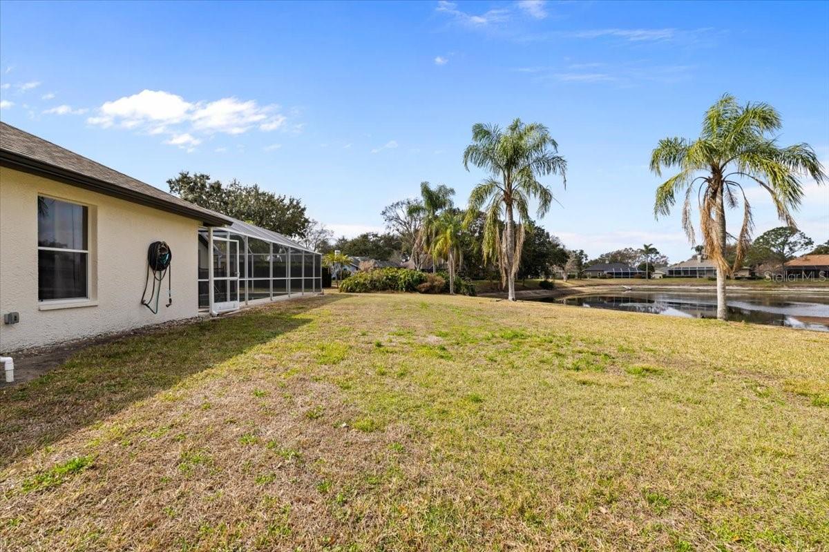 Exterior Back leading to lake