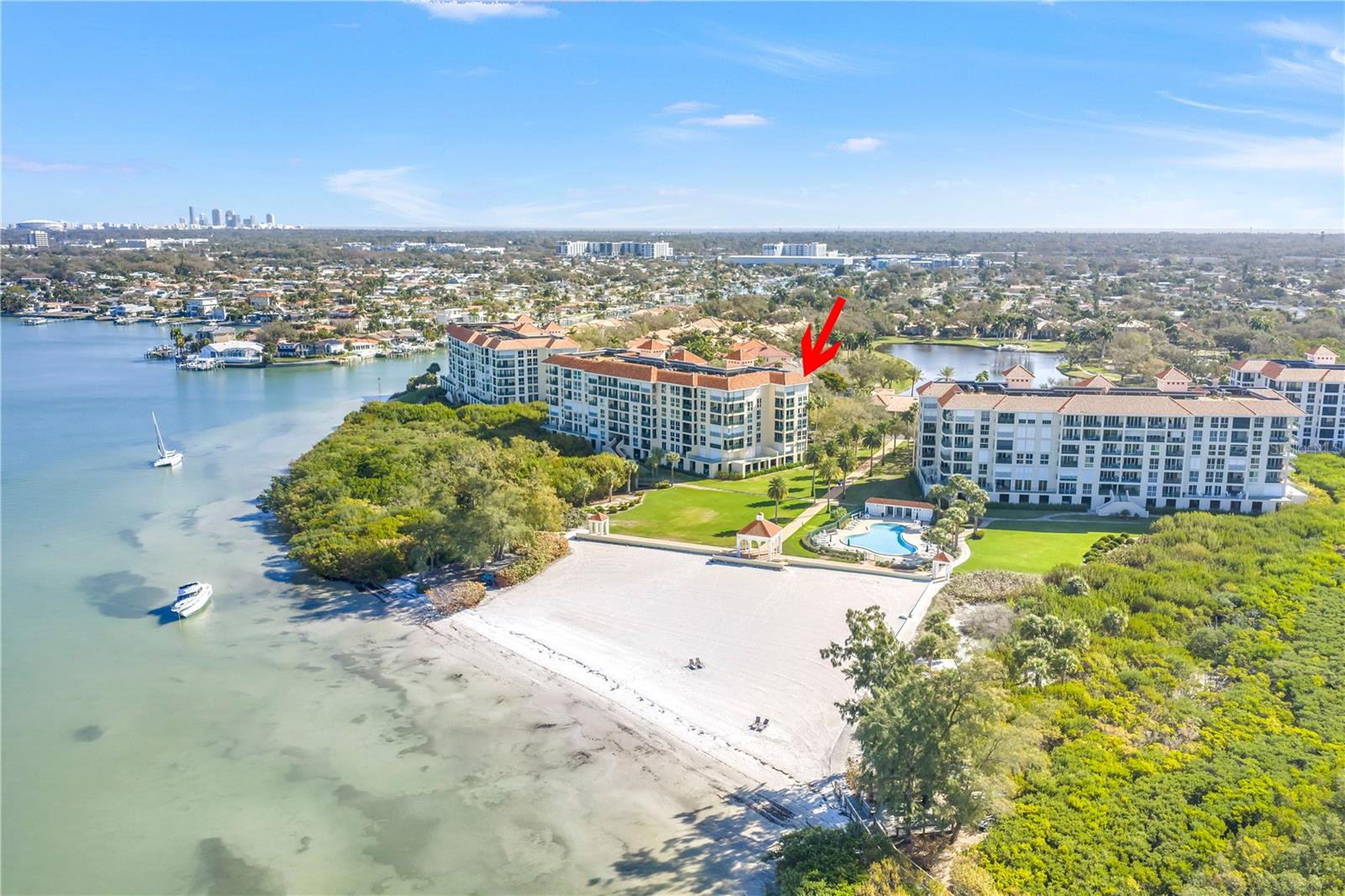 Bermuda Building with pool and beach