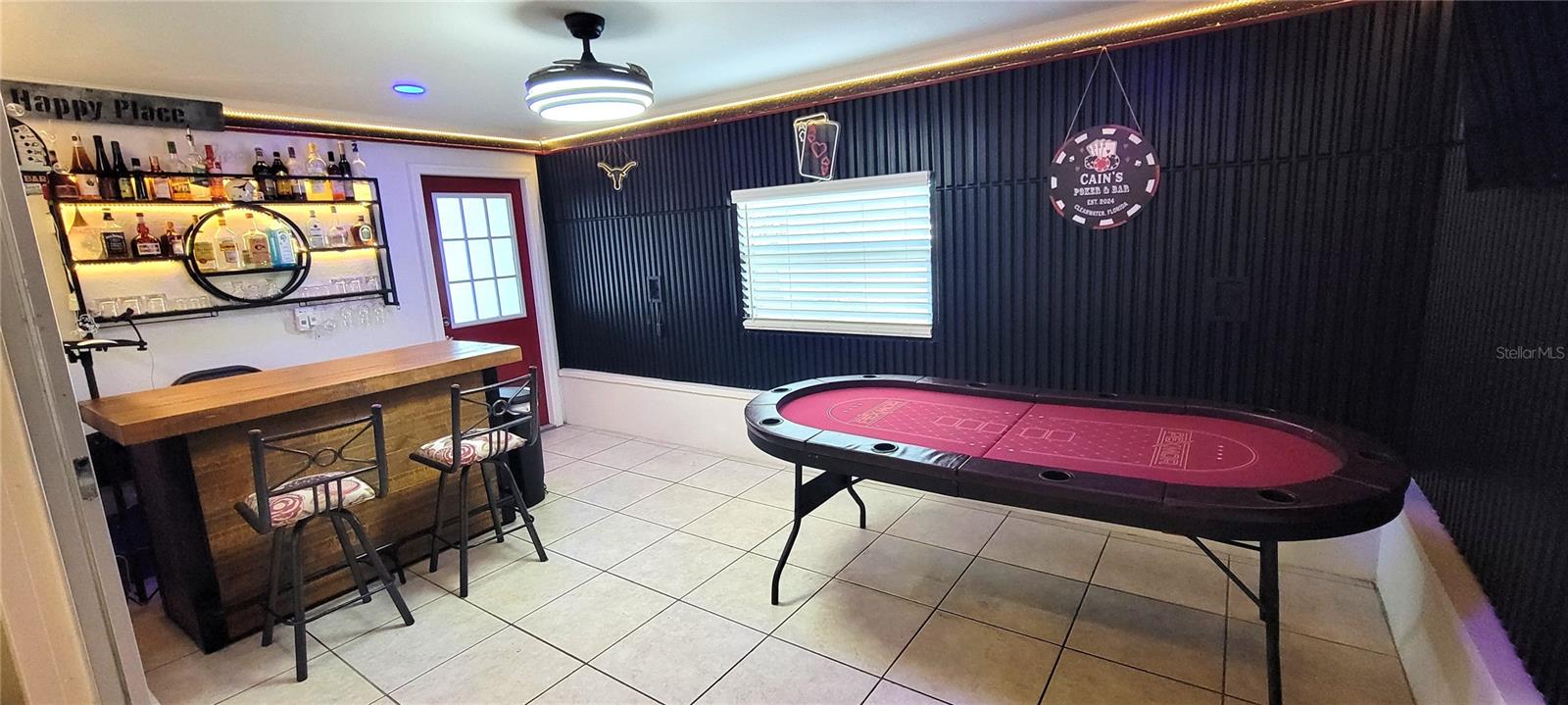 Game Room - Bar